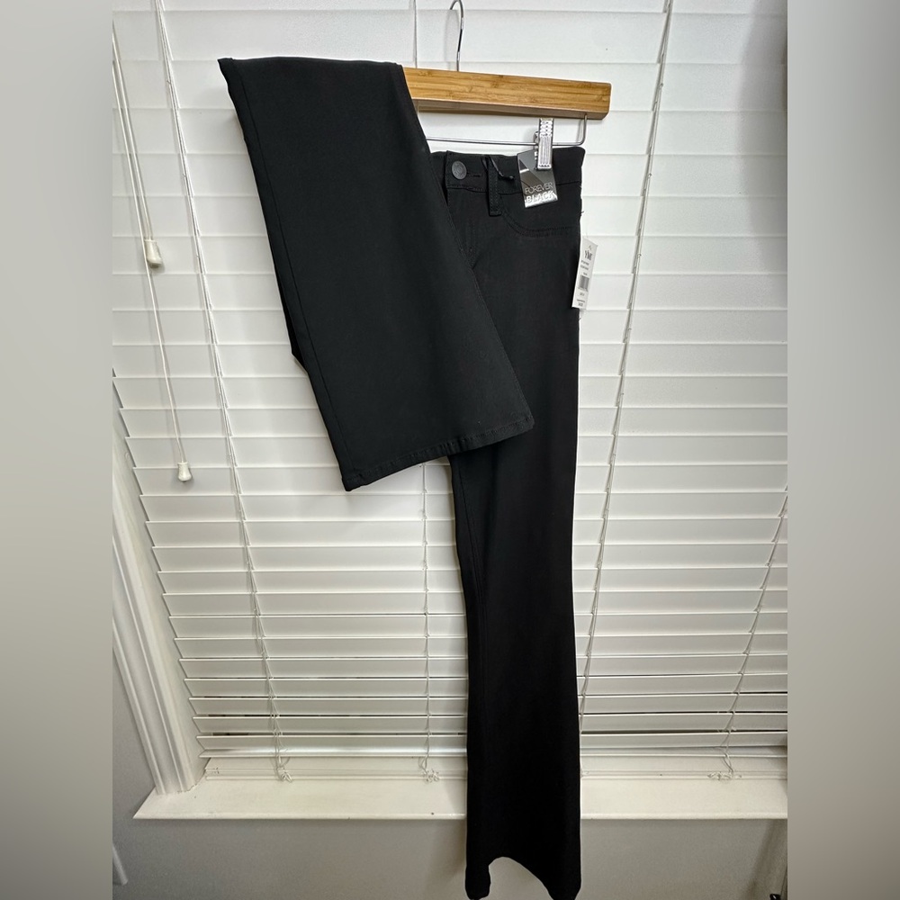 YMI size M black pants